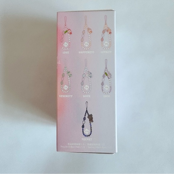 Labubu Big Into Energy Phone Charm - Loyalty - Picture 3 of 7